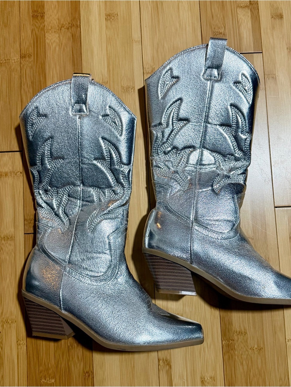 Silver Metallic Cowboy Boots - Women's Western Heeled Boots